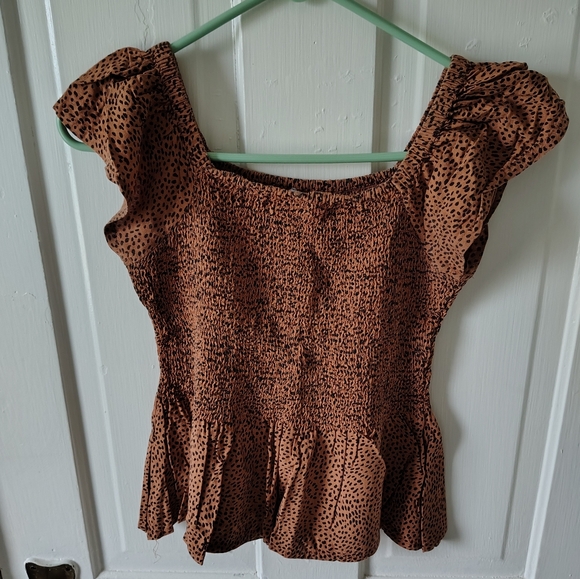 Japna Women's Size XS Cheetah Print Smocked Peplum Top - Picture 10 of 11